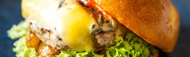 Un burger bien fribourgeois avec un petit air de Bénichon